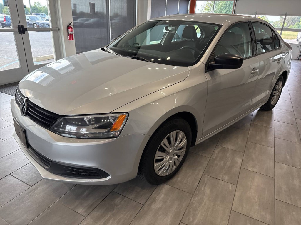 2013 Volkswagen Jetta Image 4