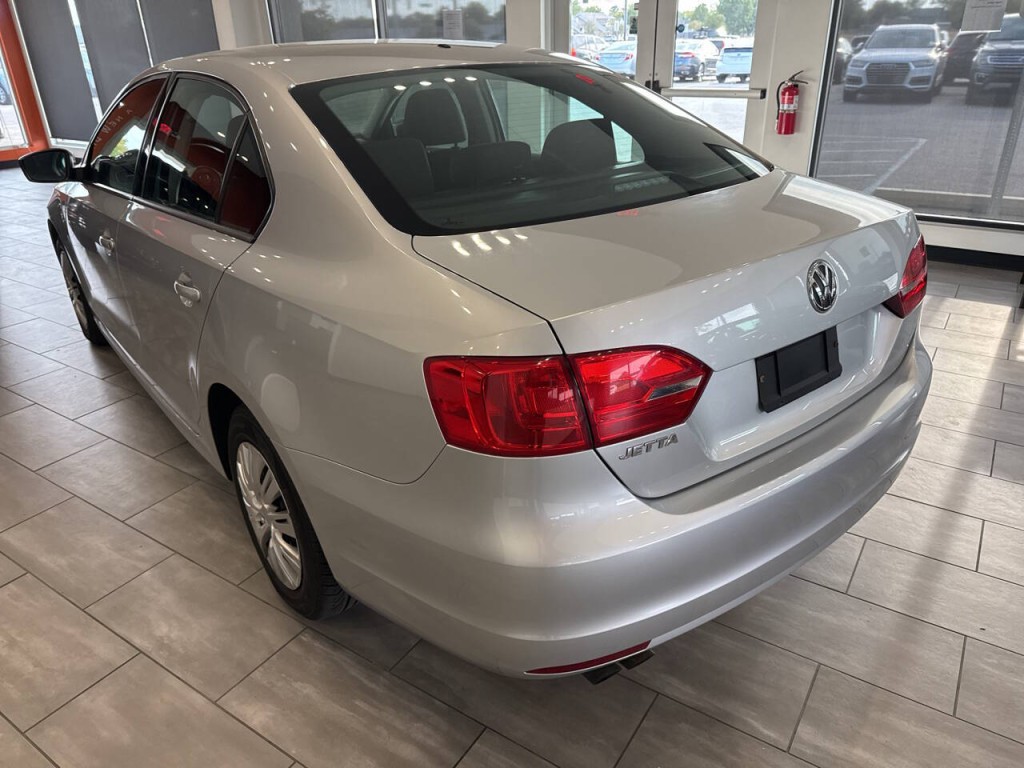 2013 Volkswagen Jetta Image 6