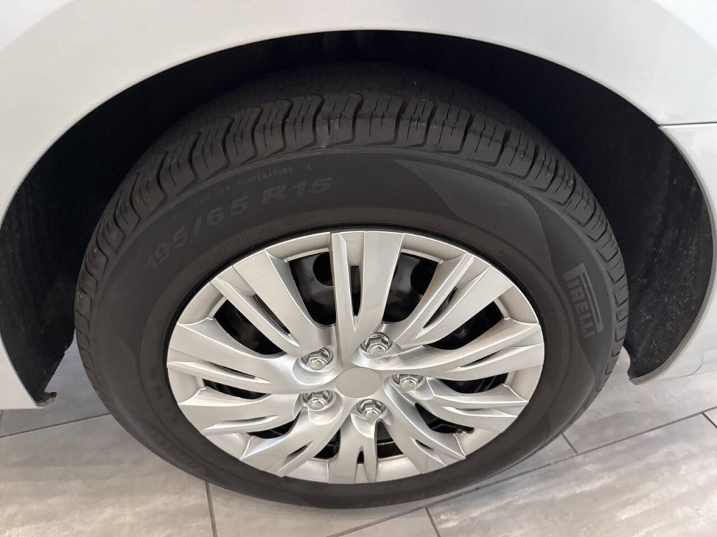 2013 Volkswagen Jetta Image 38