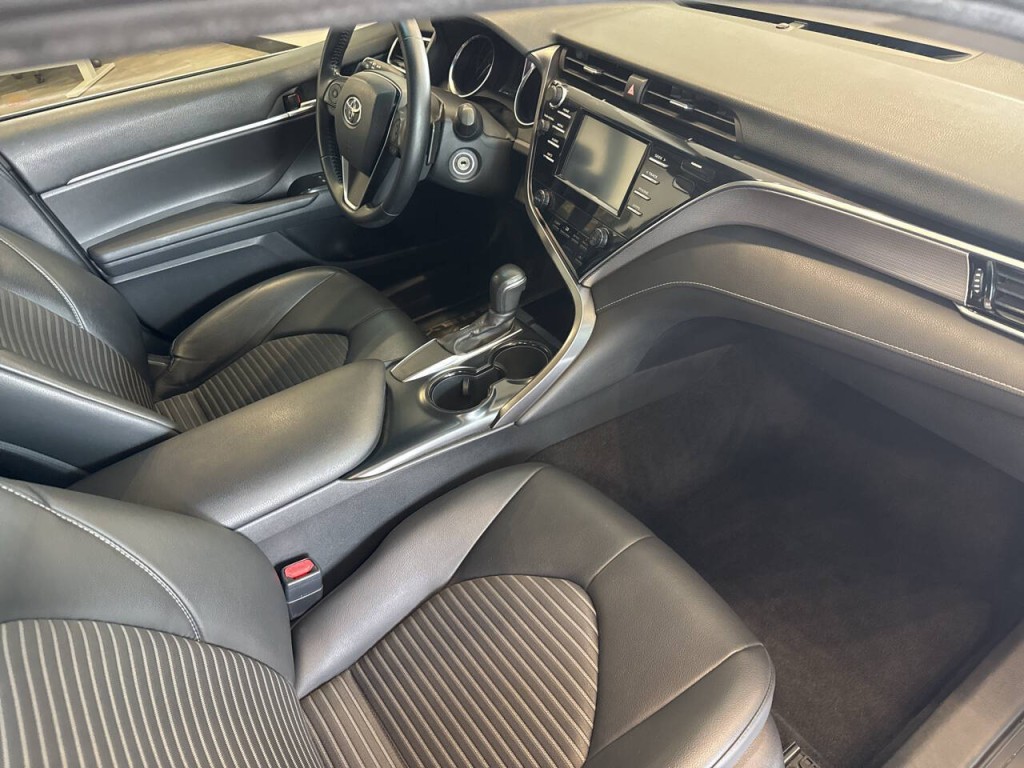 2018 Toyota Camry Image 25