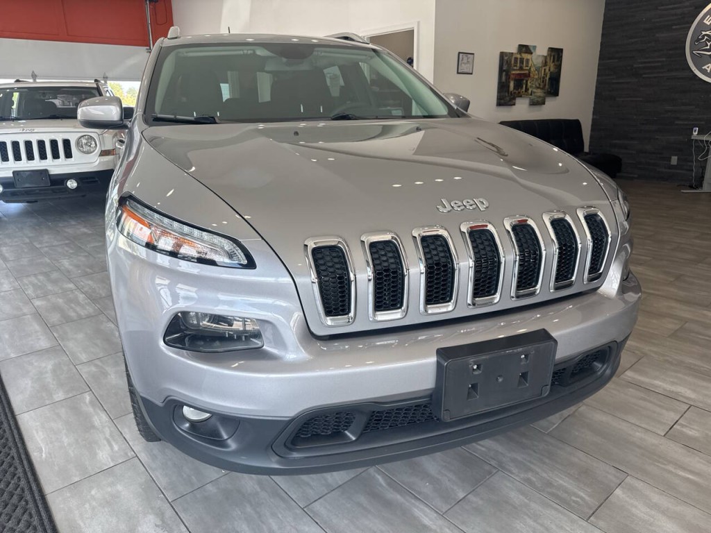 2016 Jeep Cherokee Image 5