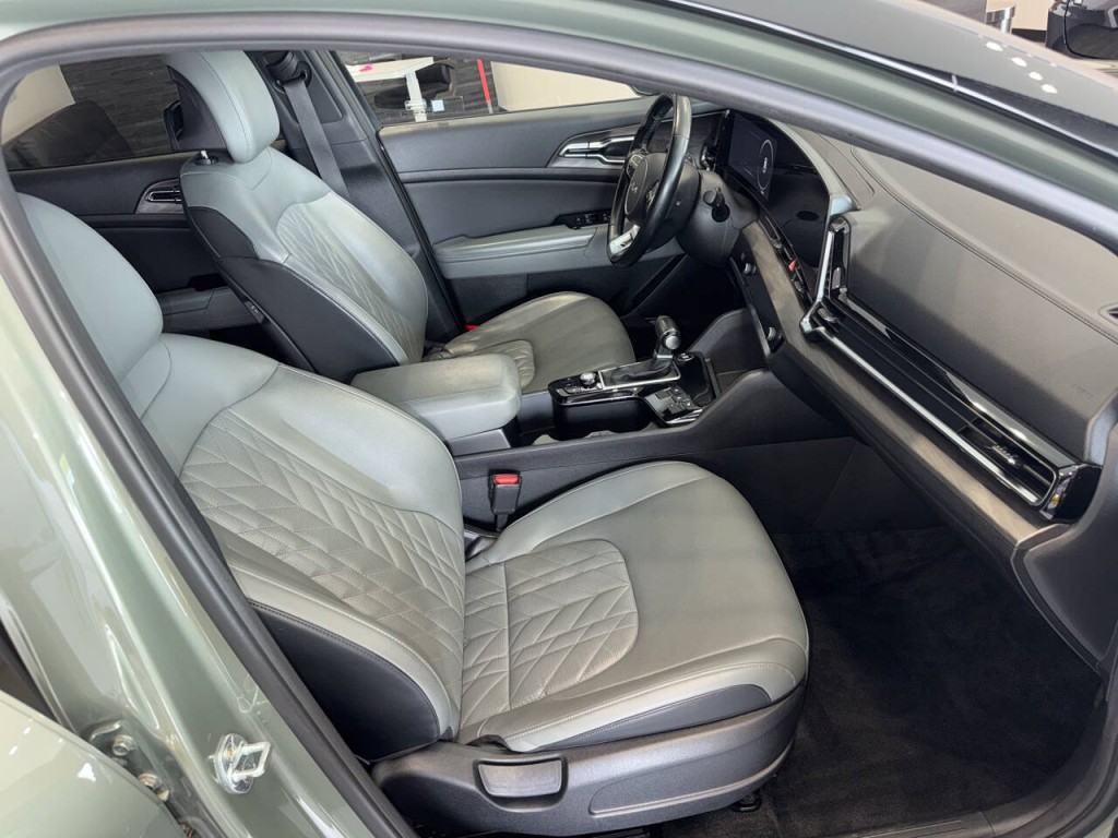 2023 Kia Sportage Image 16