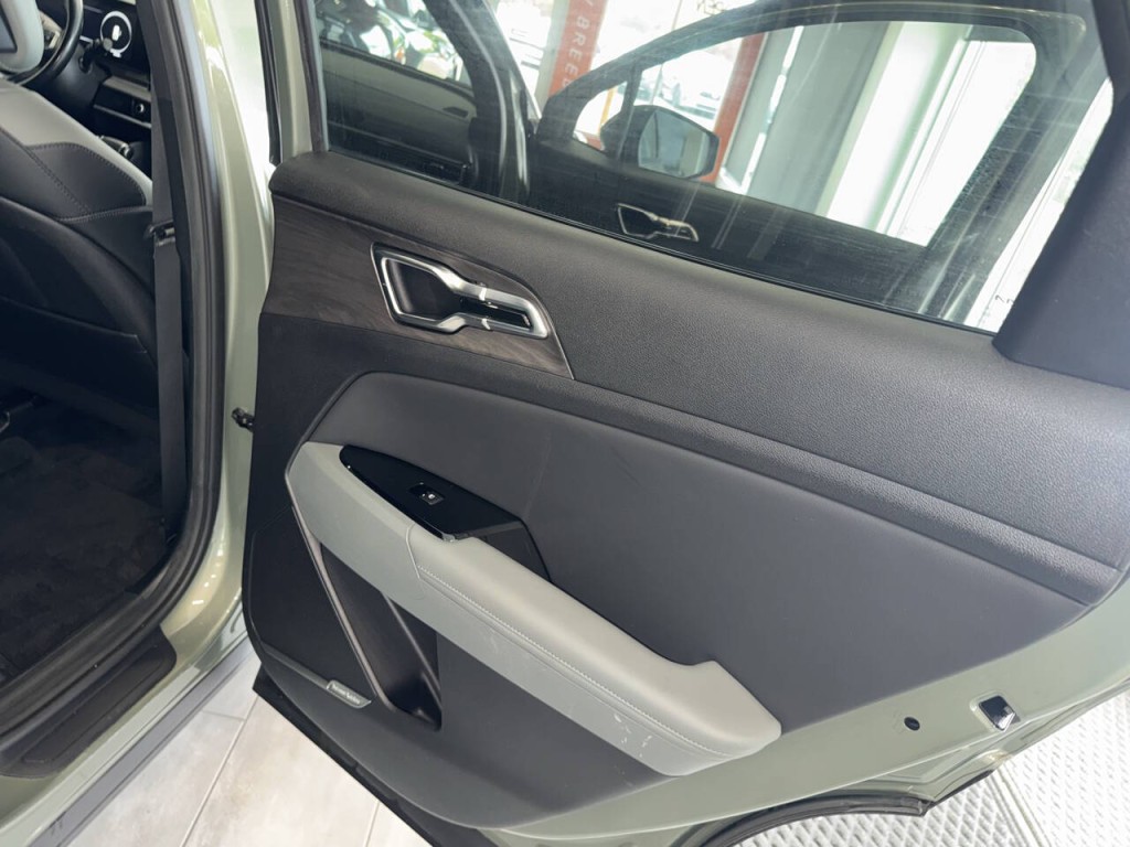 2023 Kia Sportage Image 21