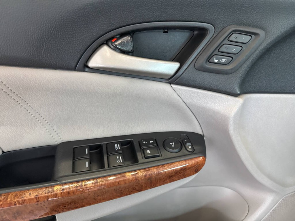 2011 Honda Accord Image 15