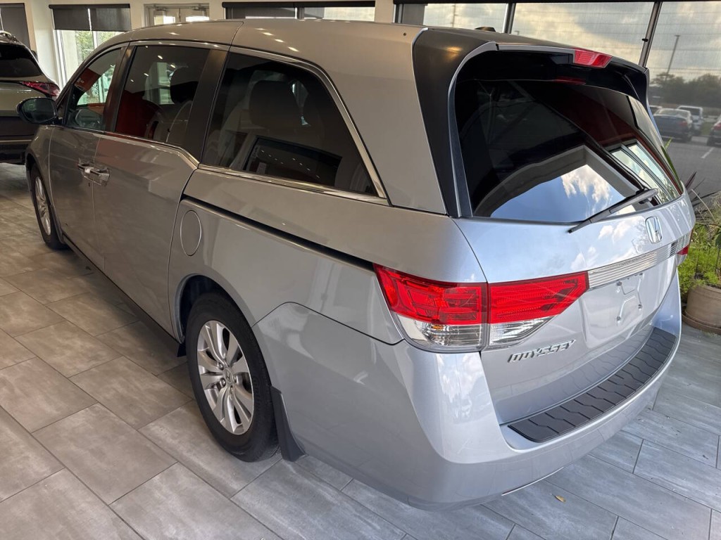 2016 Honda Odyssey Image 10