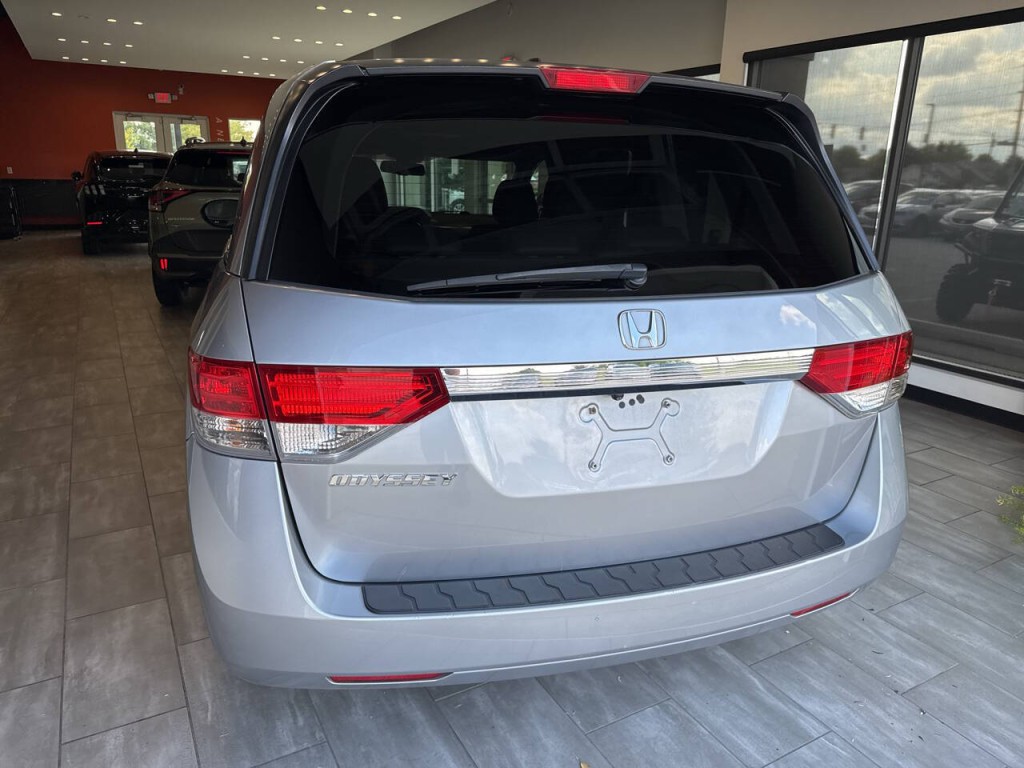 2016 Honda Odyssey Image 12