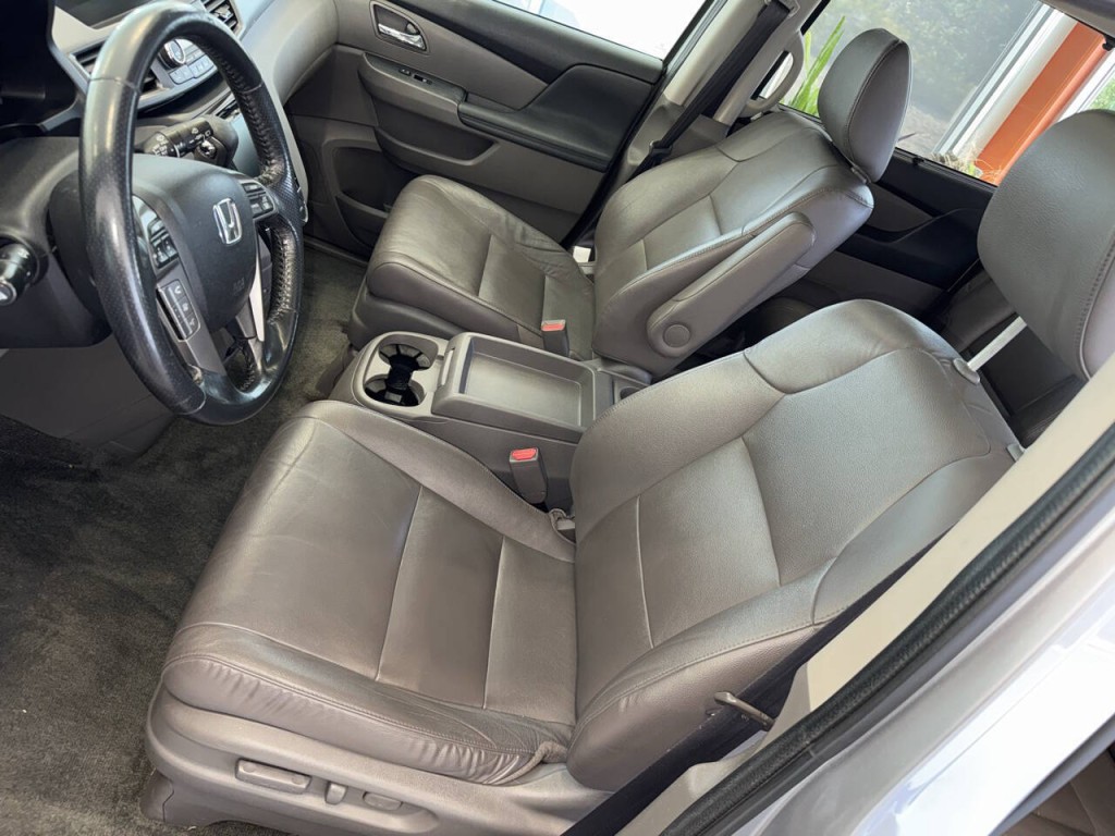 2016 Honda Odyssey Image 18