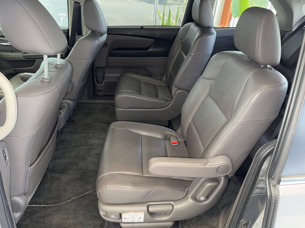 2016 Honda Odyssey Image 20