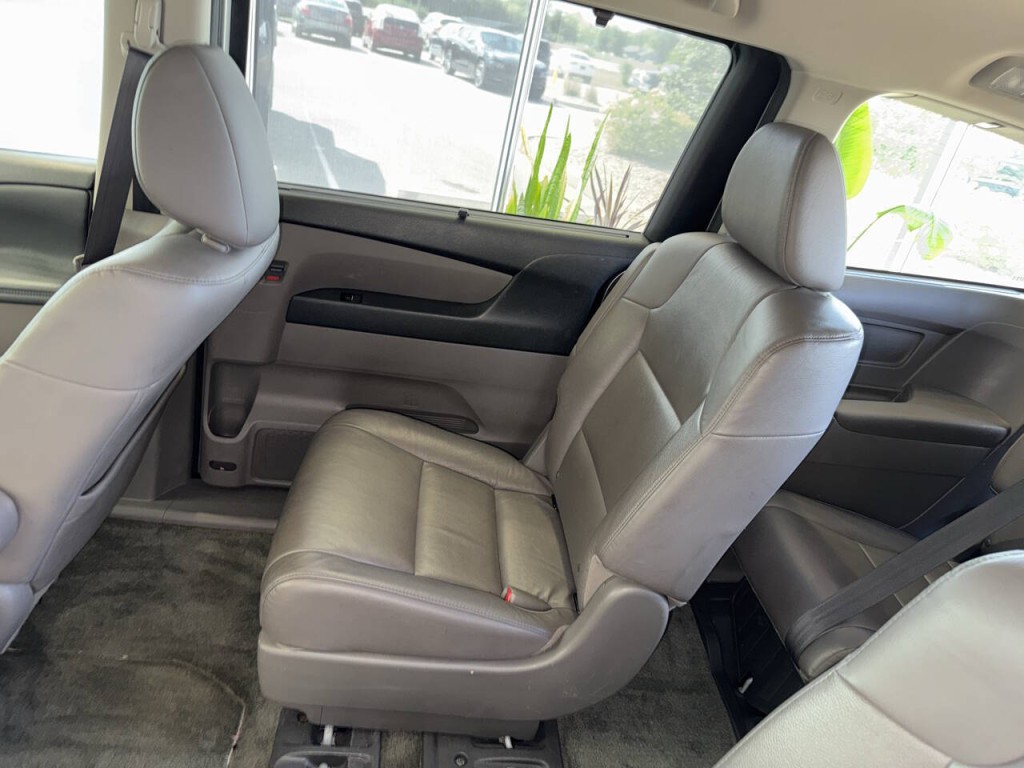 2016 Honda Odyssey Image 22