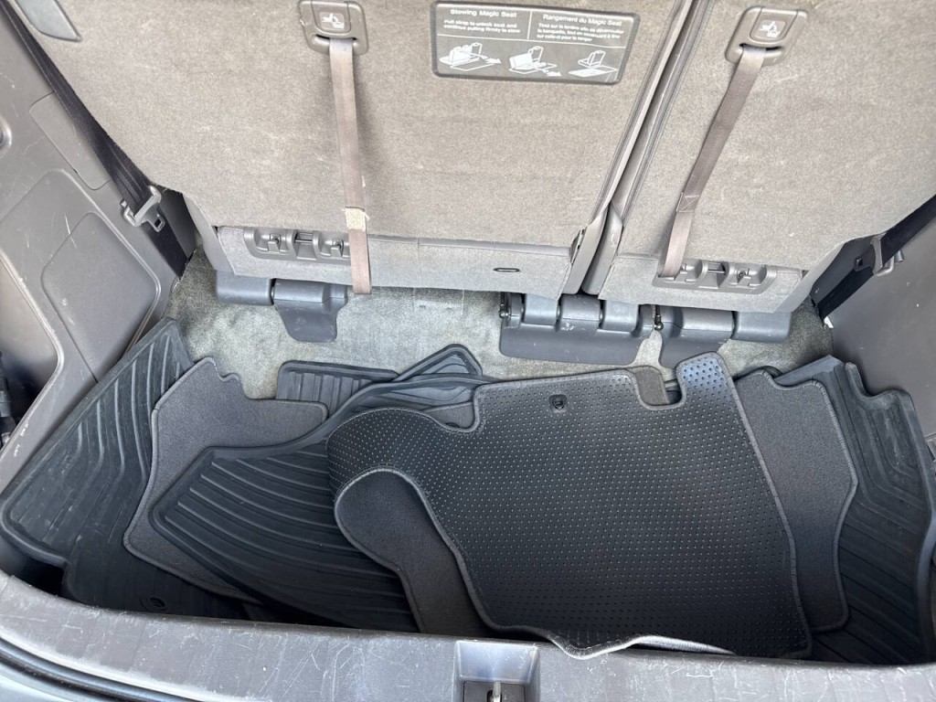 2016 Honda Odyssey Image 25