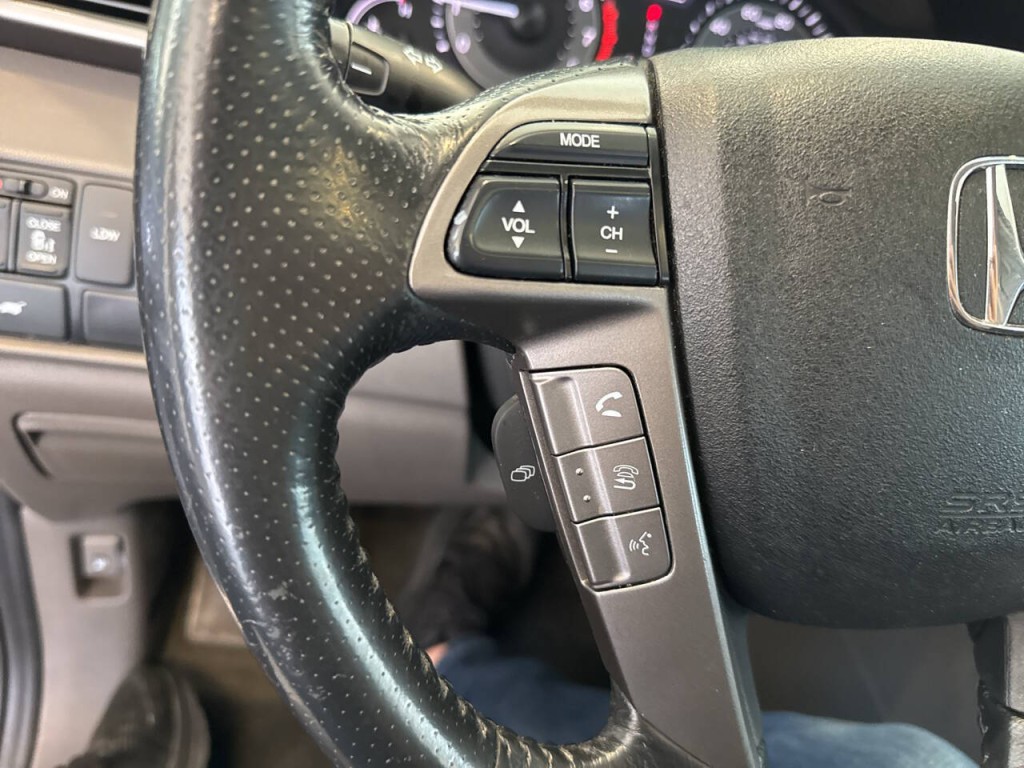 2016 Honda Odyssey Image 37