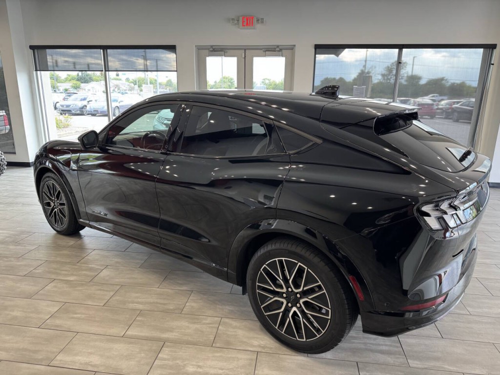 2024 Ford Mustang Image 14