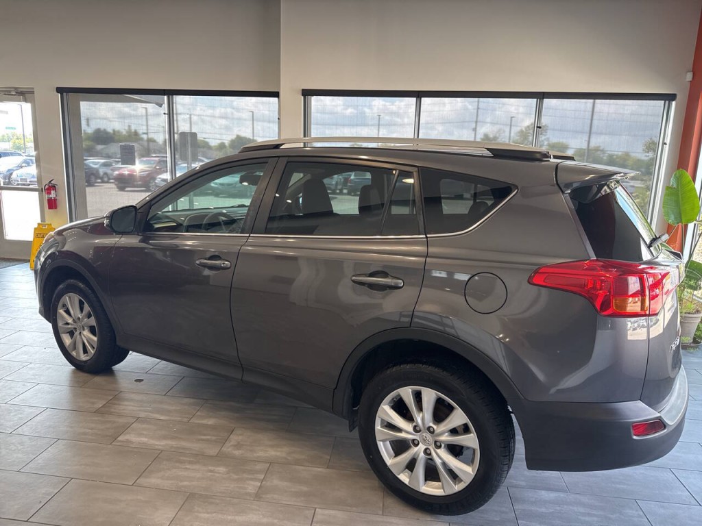 2013 Toyota Rav4 Image 13