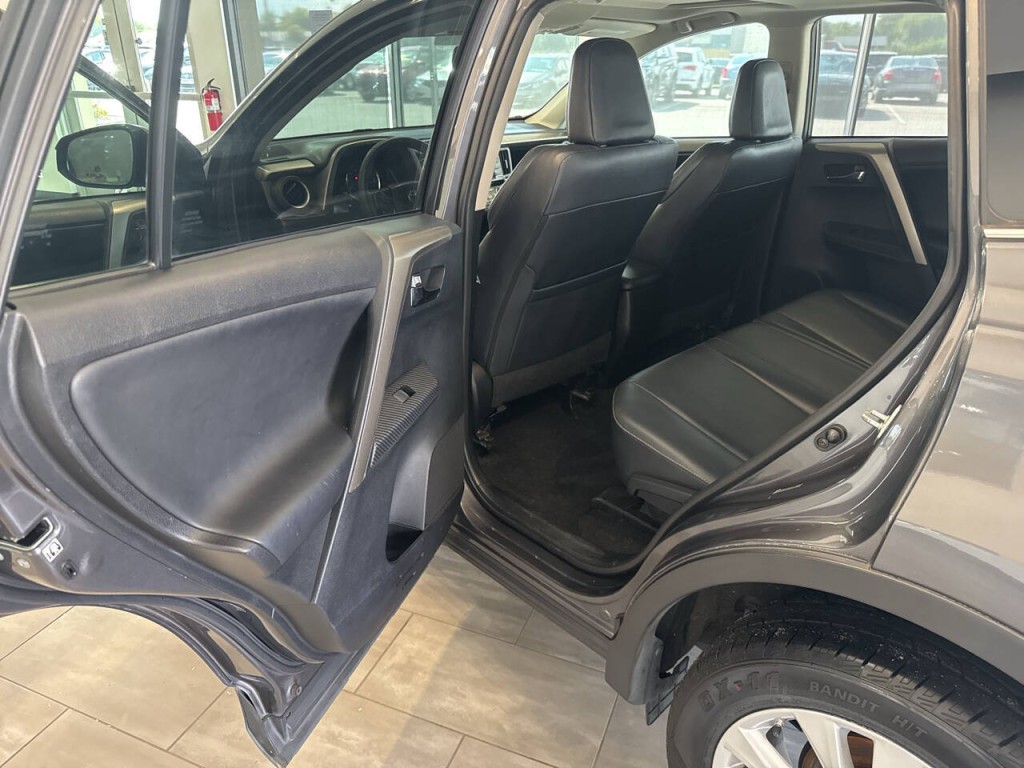2013 Toyota Rav4 Image 24