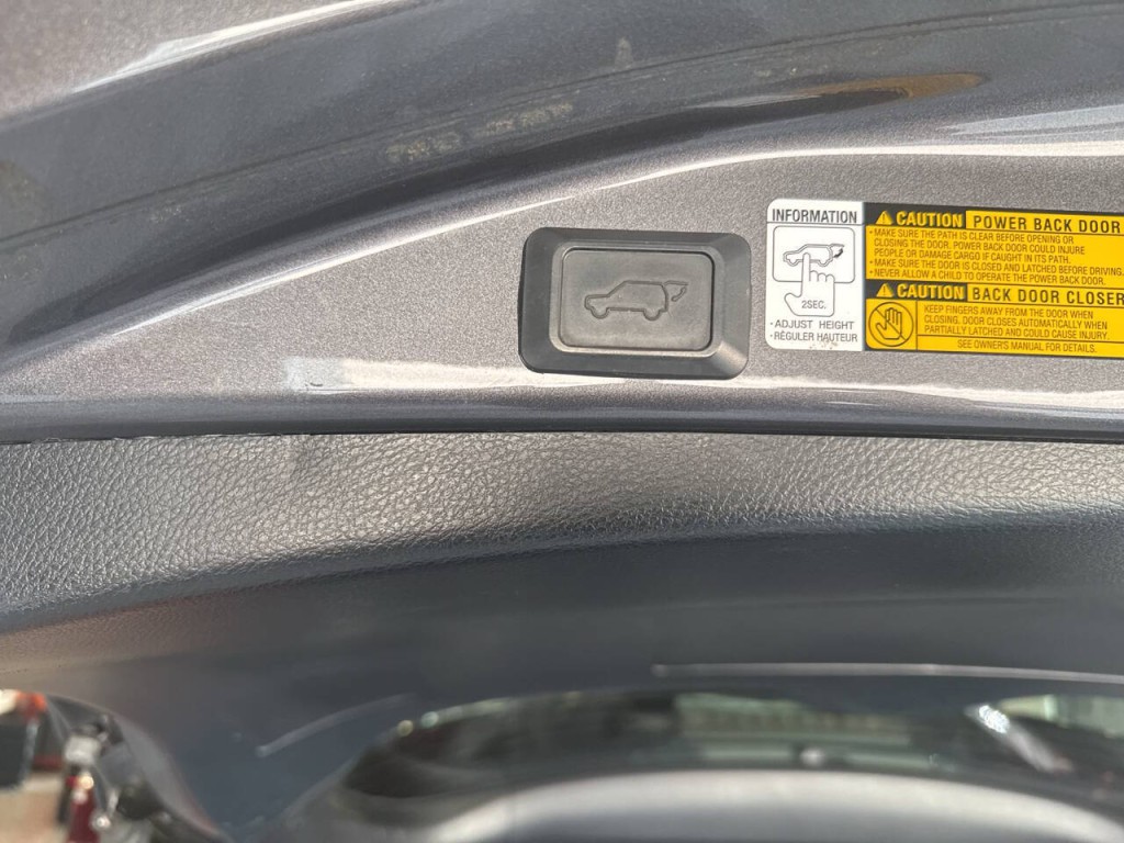 2013 Toyota Rav4 Image 26