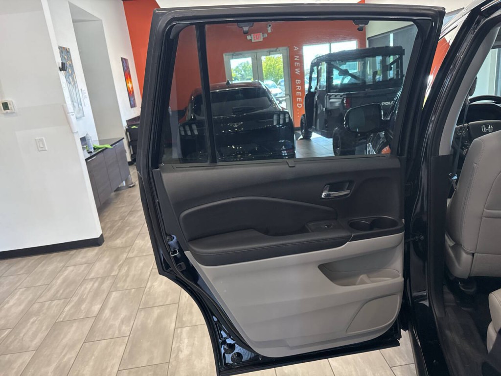 2018 Honda Pilot Image 27