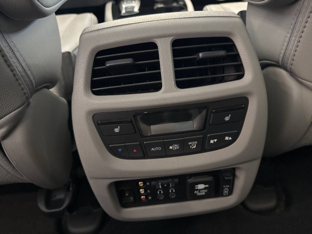 2018 Honda Pilot Image 30