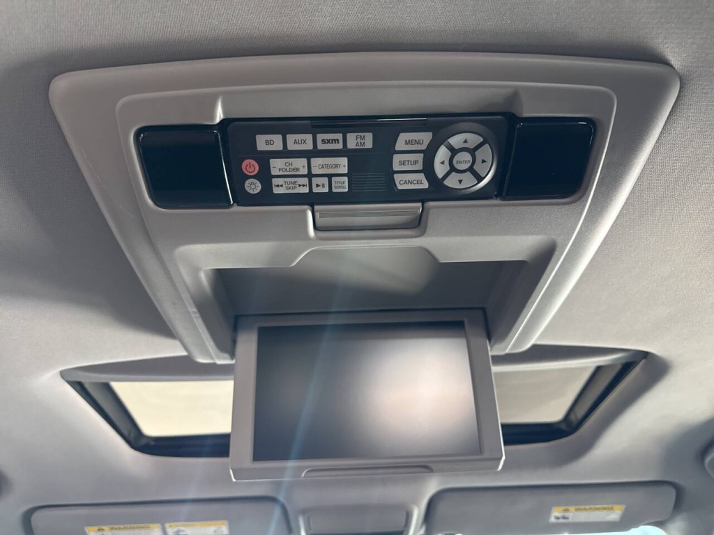 2018 Honda Pilot Image 32
