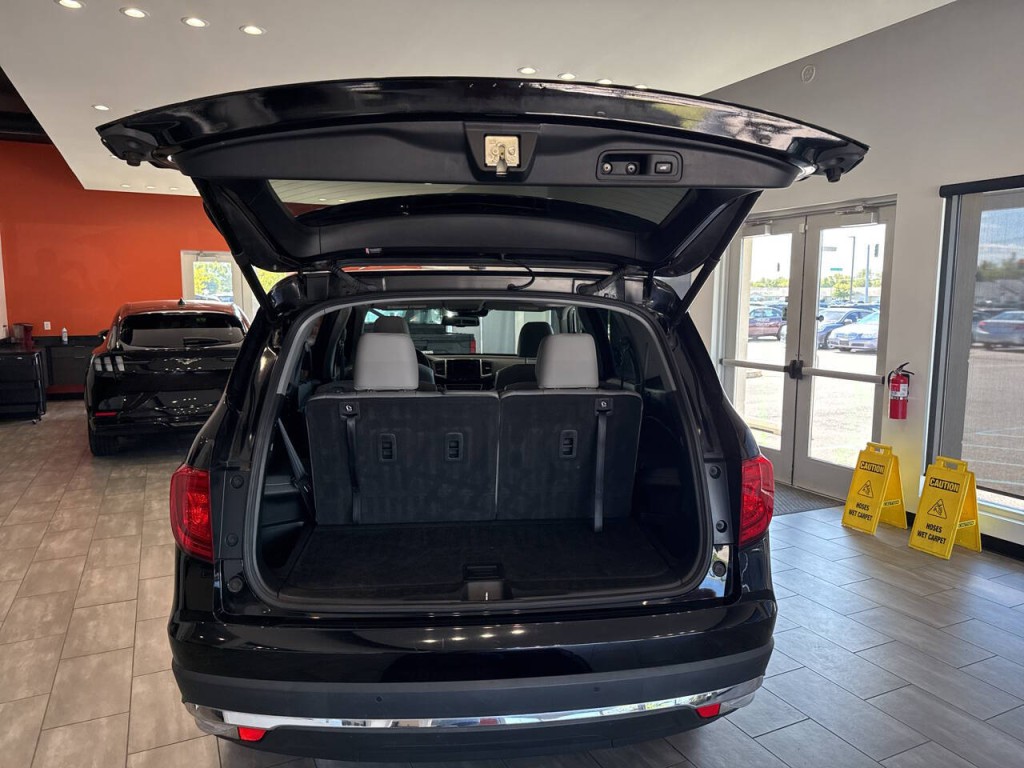 2018 Honda Pilot Image 36