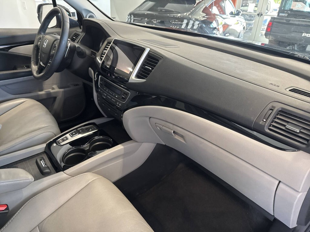 2018 Honda Pilot Image 47