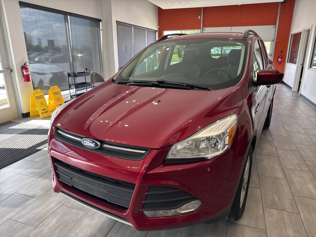 2014 Ford Escape Image 2