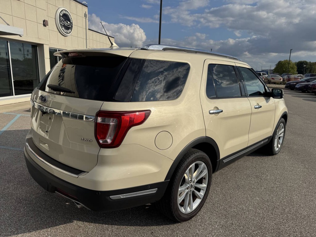 2018 Ford Explorer Image 7