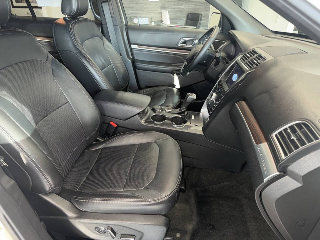 2018 Ford Explorer Image 24