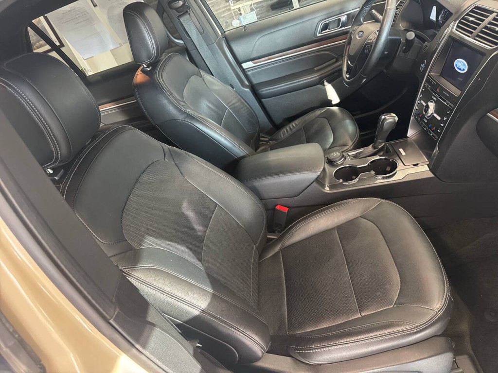 2018 Ford Explorer Image 25