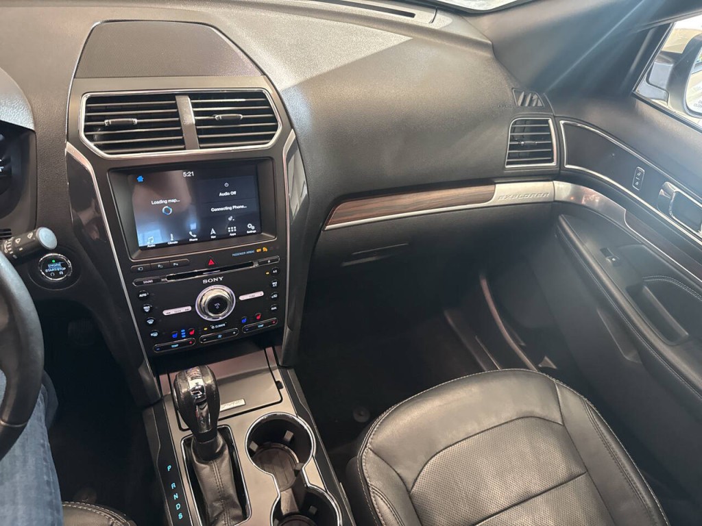 2018 Ford Explorer Image 39
