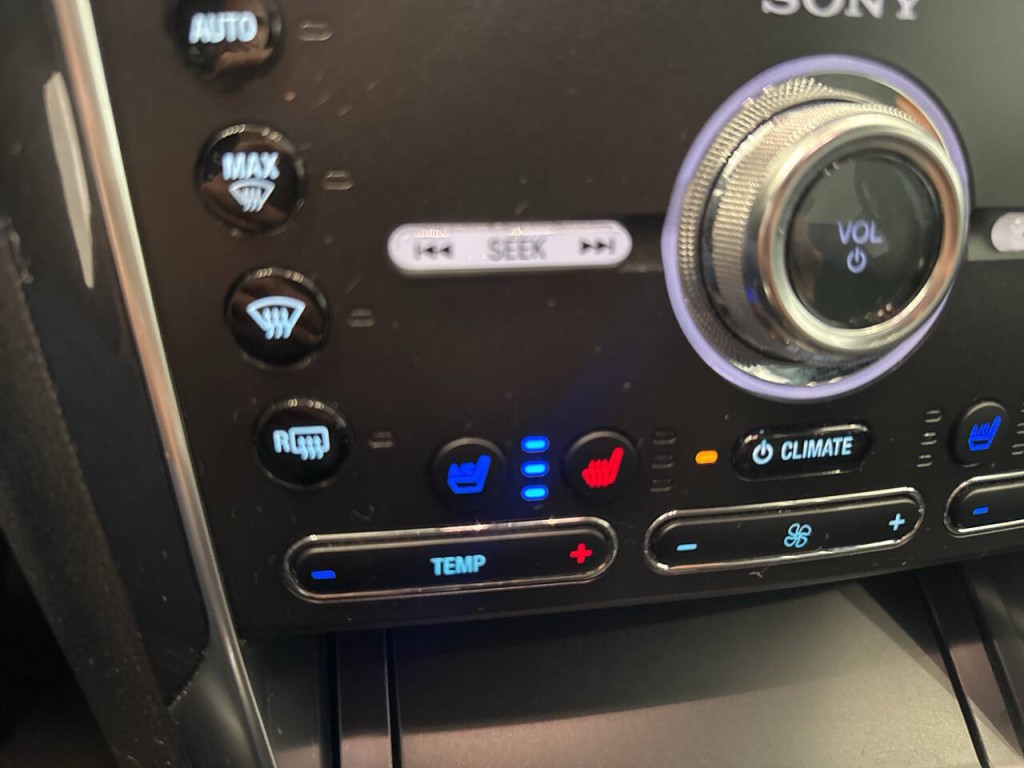 2018 Ford Explorer Image 42