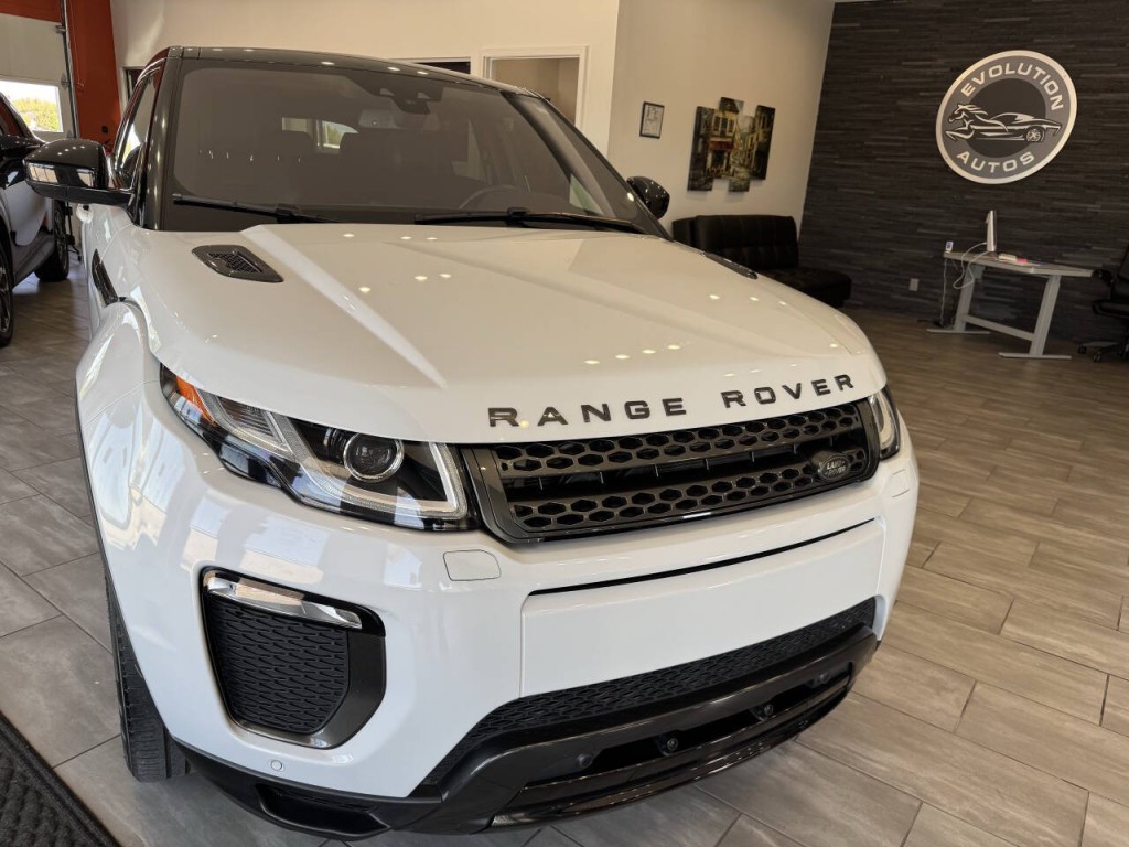 2019 Land Rover Range Rover Evoque Image 2