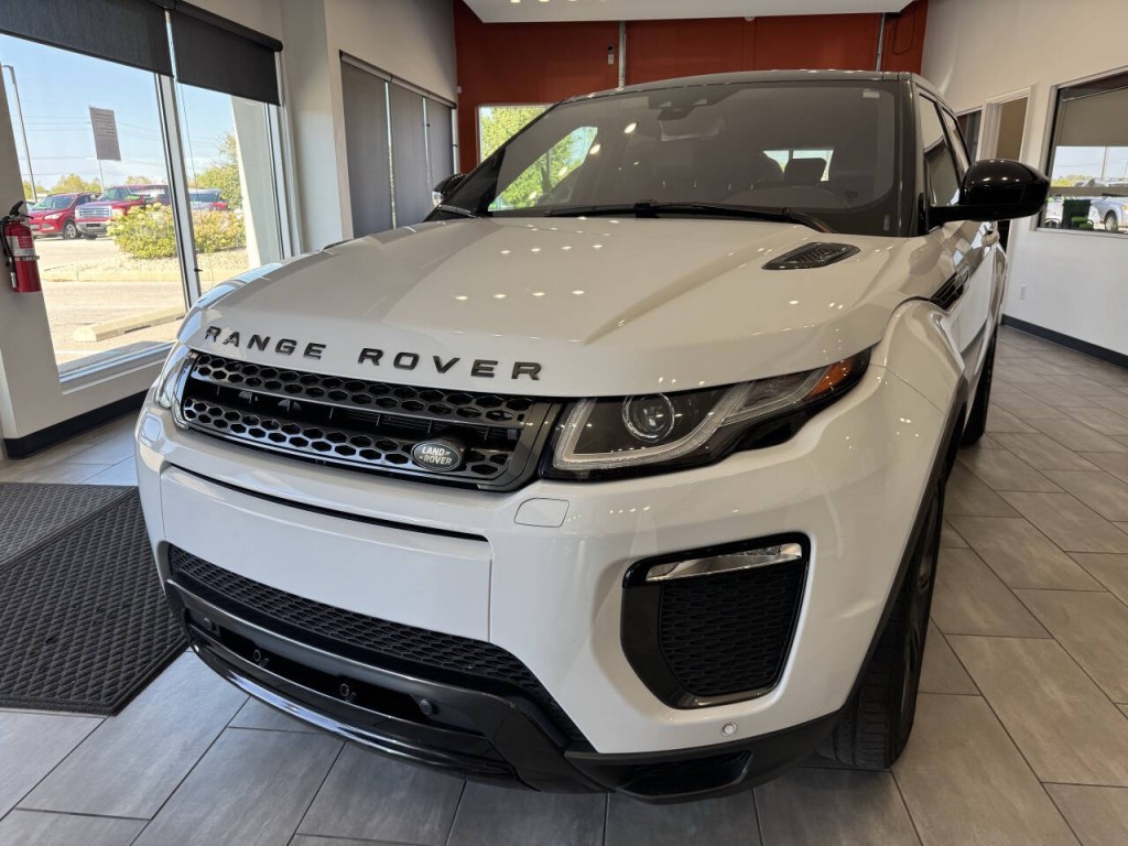 2019 Land Rover Range Rover Evoque Image 4