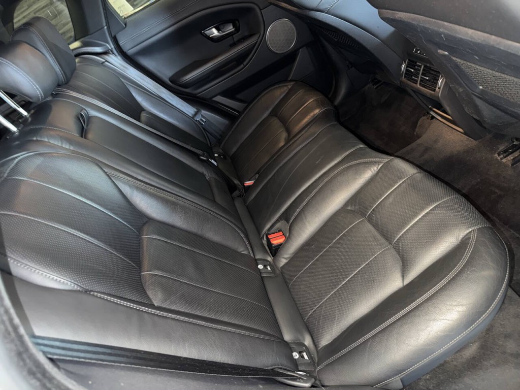 2019 Land Rover Range Rover Evoque Image 18