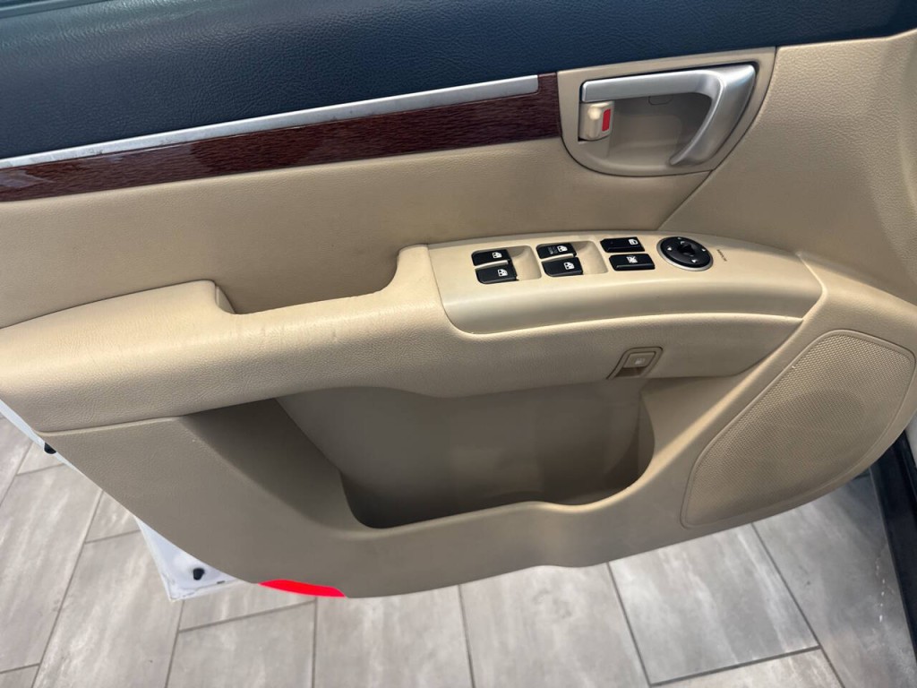 2007 Hyundai Santa Fe Image 24