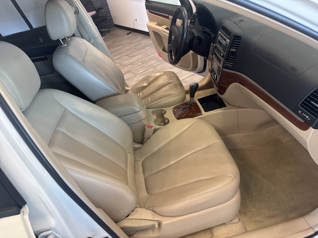 2007 Hyundai Santa Fe Image 25