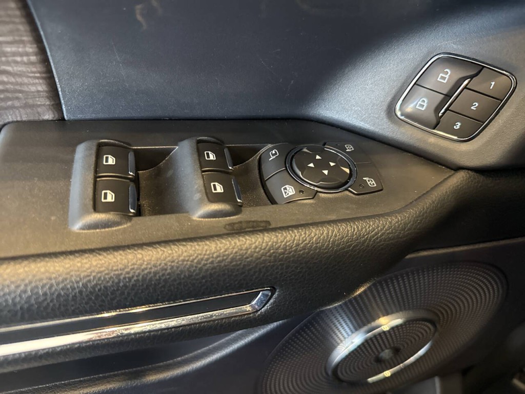 2020 Ford Expedition Image 35
