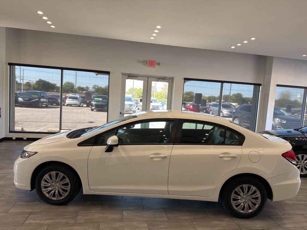 2013 Honda Civic Image 8