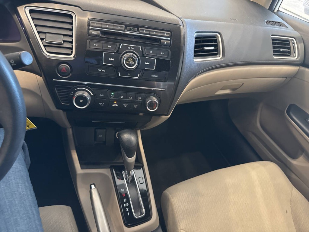 2013 Honda Civic Image 28