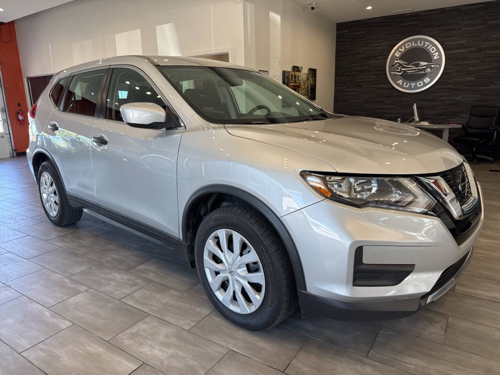 2018 Nissan Rogue Image 3