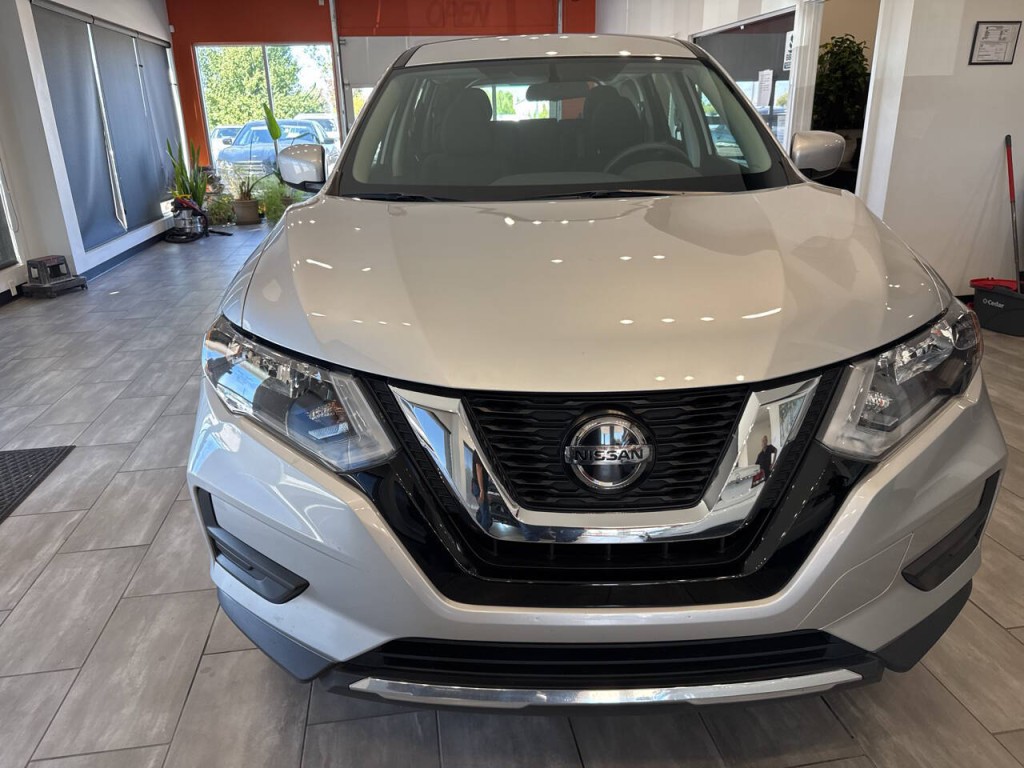 2018 Nissan Rogue Image 6