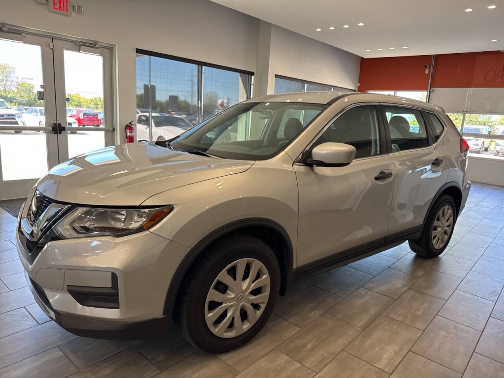2018 Nissan Rogue Image 9