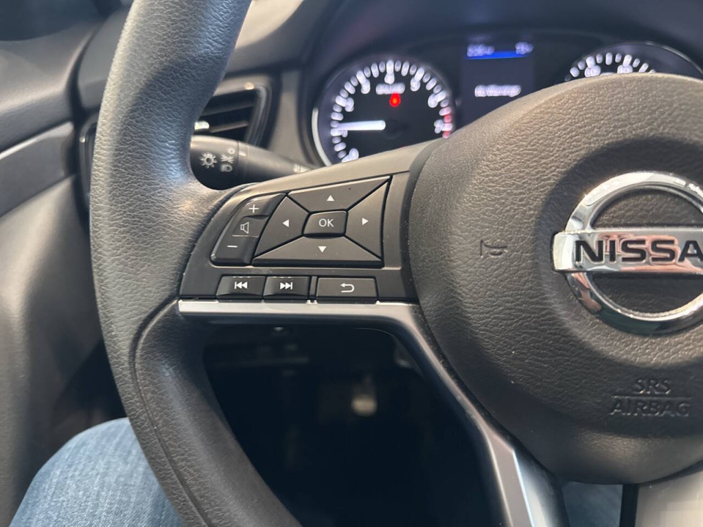 2018 Nissan Rogue Image 35