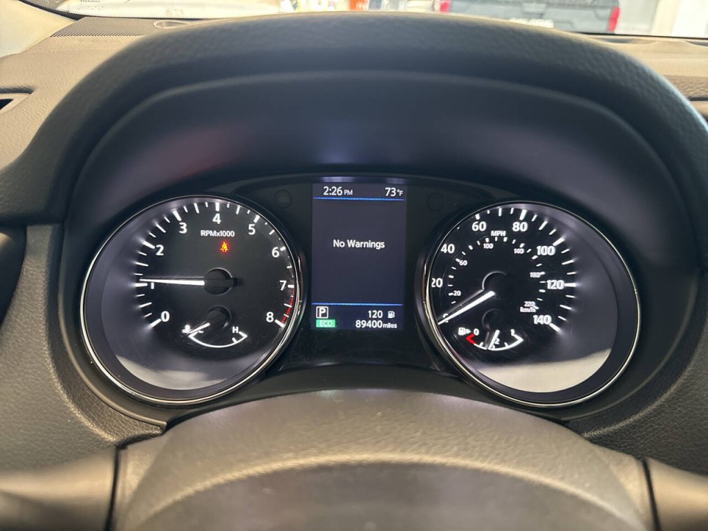 2018 Nissan Rogue Image 36