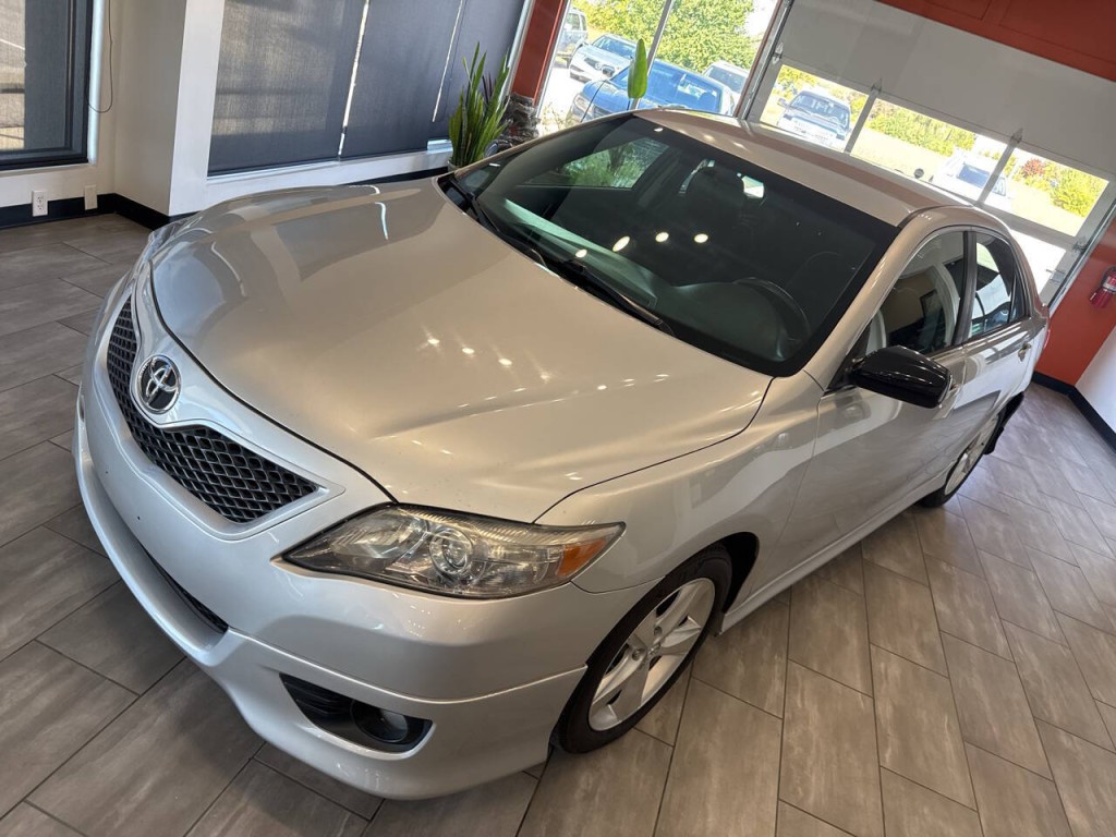 2010 Toyota Camry Image 7