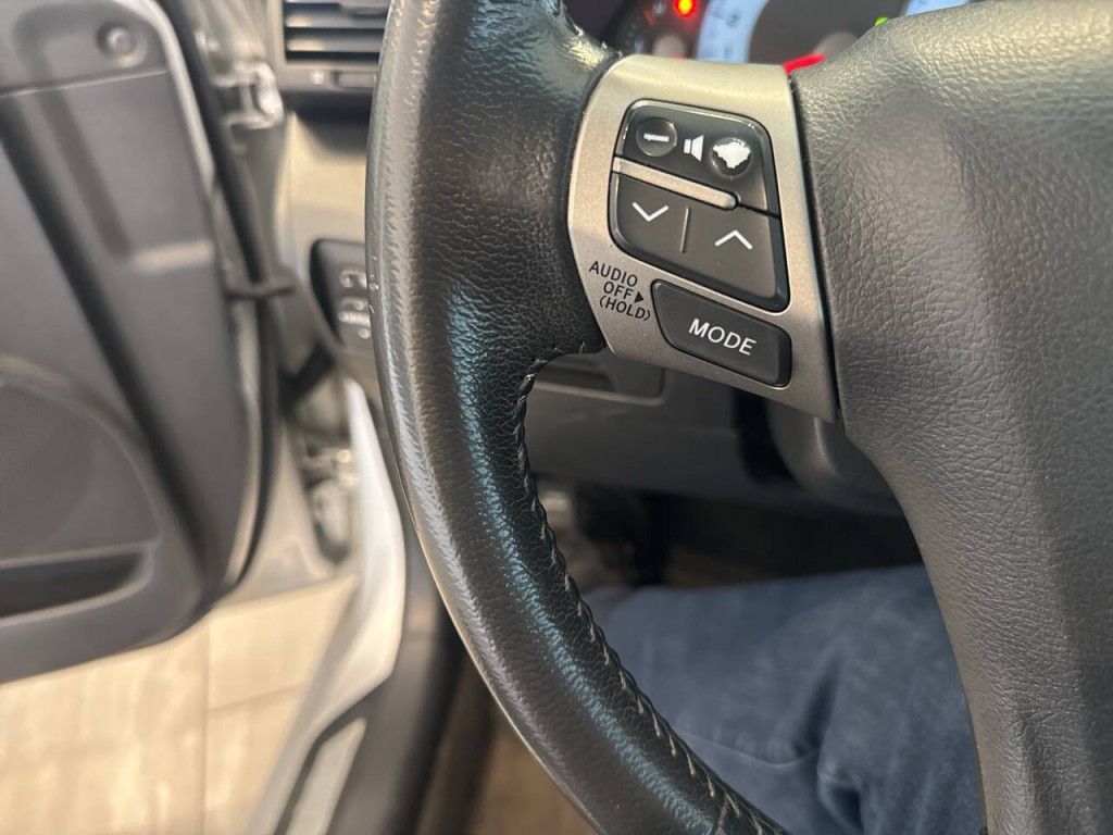 2010 Toyota Camry Image 27