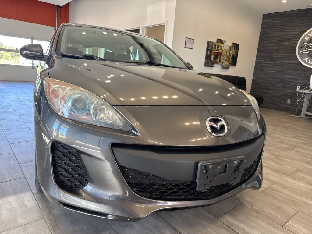 2012 Mazda Mazda3 Image 4
