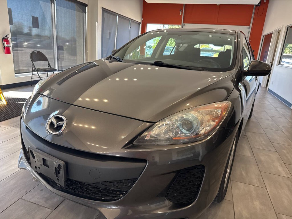 2012 Mazda Mazda3 Image 8