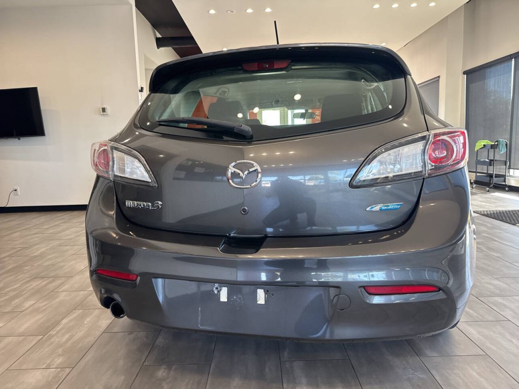 2012 Mazda Mazda3 Image 16