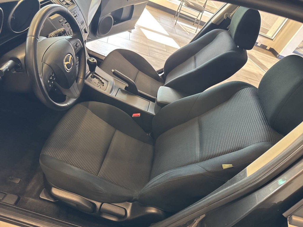 2012 Mazda Mazda3 Image 20