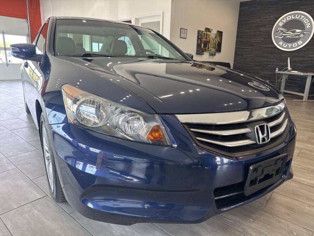 2012 Honda Accord Image 1